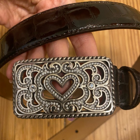 BRIGHTON EMBOSSED PATENT LEATHER BELT W/ HEART SILVER CRYSTAL BUCKLE BLING L34 - Picture 3 of 9
